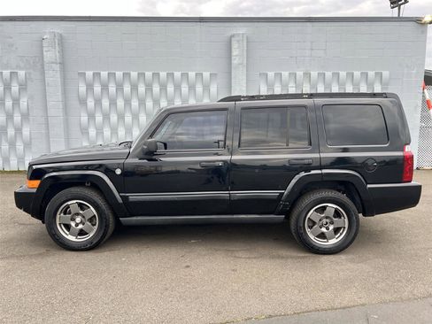 Used 2006 Jeep Commander image 4