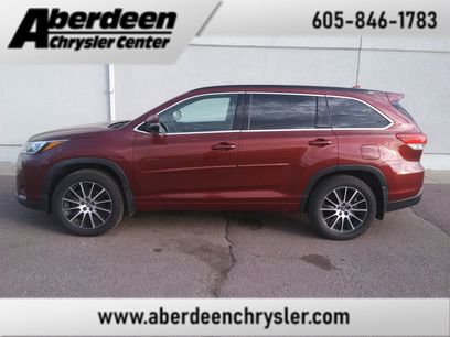 Used 2017 Toyota Highlander AWD V6