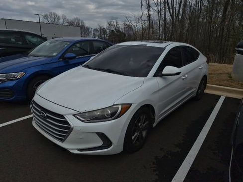 Used 2018 Hyundai Elantra Value Edition image 3
