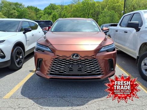 Used 2024 Lexus RX 350 AWD image 3