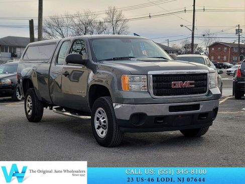 Used 2011 GMC Sierra 2500 W/T w/ Snow Plow Prep Package image 1