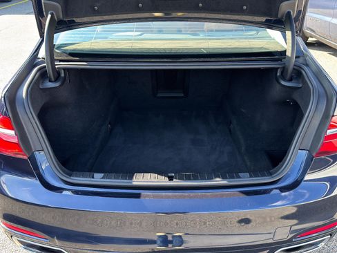 Used 2019 BMW 740i xDrive 740i xDrive w/ Executive Package image 8