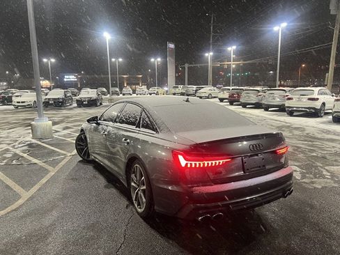 Used 2021 Audi S6 Prestige w/ Prestige Package image 4