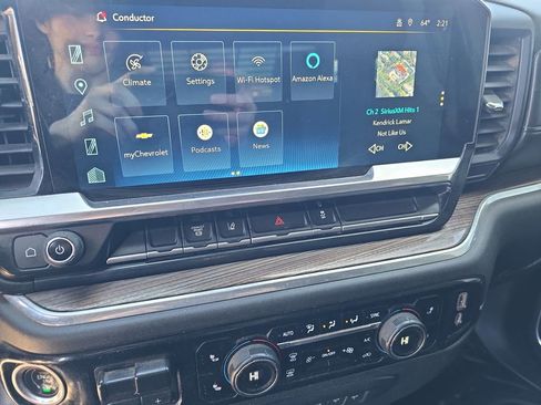 Used 2024 Chevrolet Silverado 2500 LT w/ Convenience Package AWD/4WD image 20