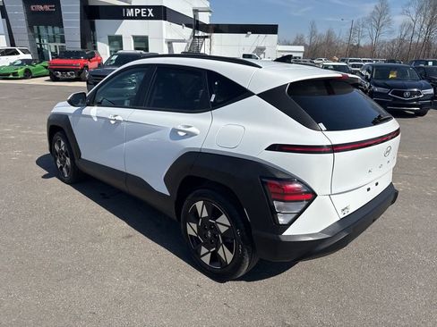 Used 2025 Hyundai Kona SEL image 3