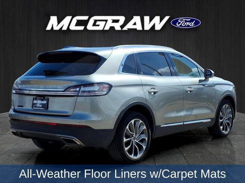 Used 2023 Lincoln Nautilus Reserve AWD/4WD image 8