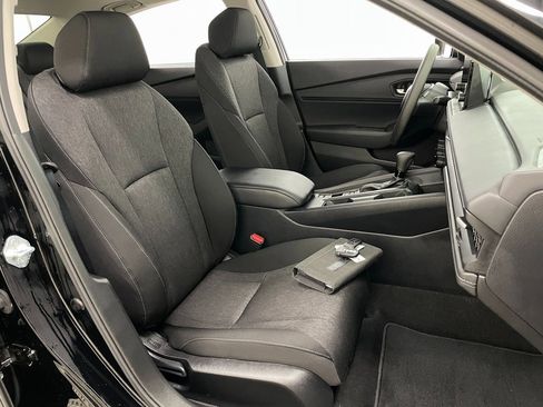 Used 2025 Honda Accord SE image 37