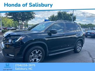 Used 2023 Honda Passport TrailSport video 1