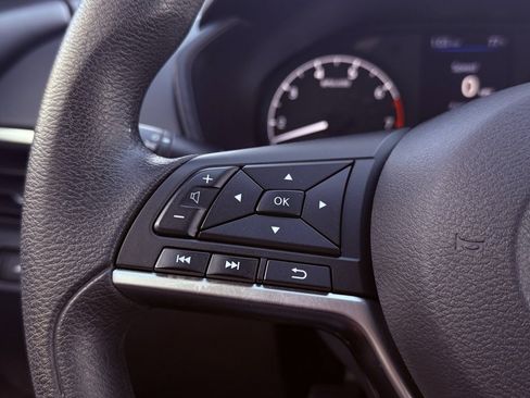 Used 2022 Nissan Altima 2.5 S image 18