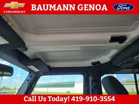 Used 2016 Jeep Wrangler Unlimited Sahara AWD/4WD image 21