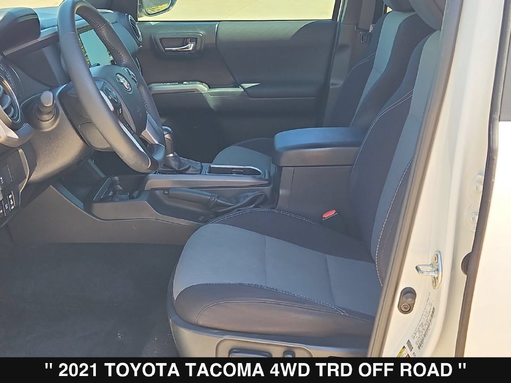 Used 2021 Toyota Tacoma TRD Off-Road w/ Technology Package AWD/4WD image 11