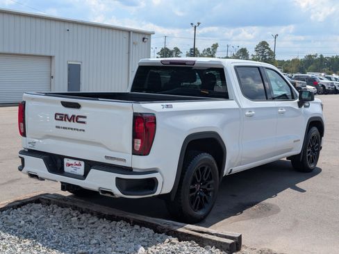 Used 2024 GMC Sierra 1500 Elevation AWD/4WD image 3