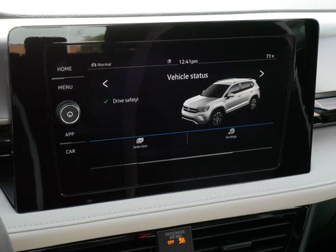 Certified 2025 Volkswagen Taos S AWD/4WD image 22