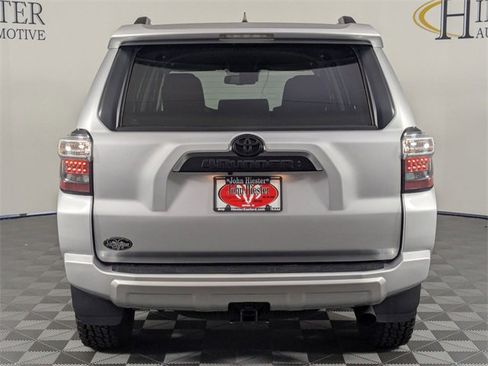 Used 2024 Toyota 4Runner TRD Off-Road image 6