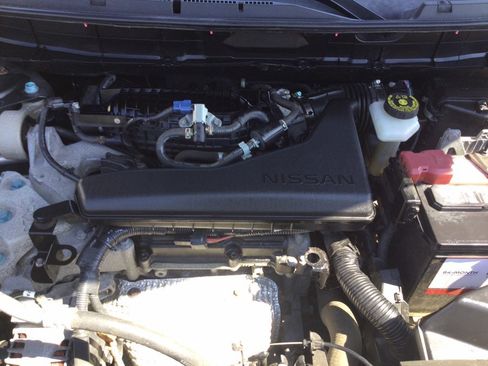 Used 2019 Nissan Rogue S AWD/4WD image 41