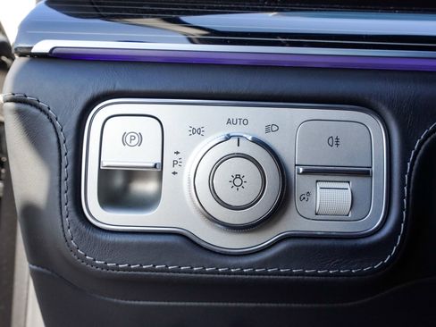 Used 2023 Mercedes-Benz Maybach GLS 600 Maybach GLS 600 image 31