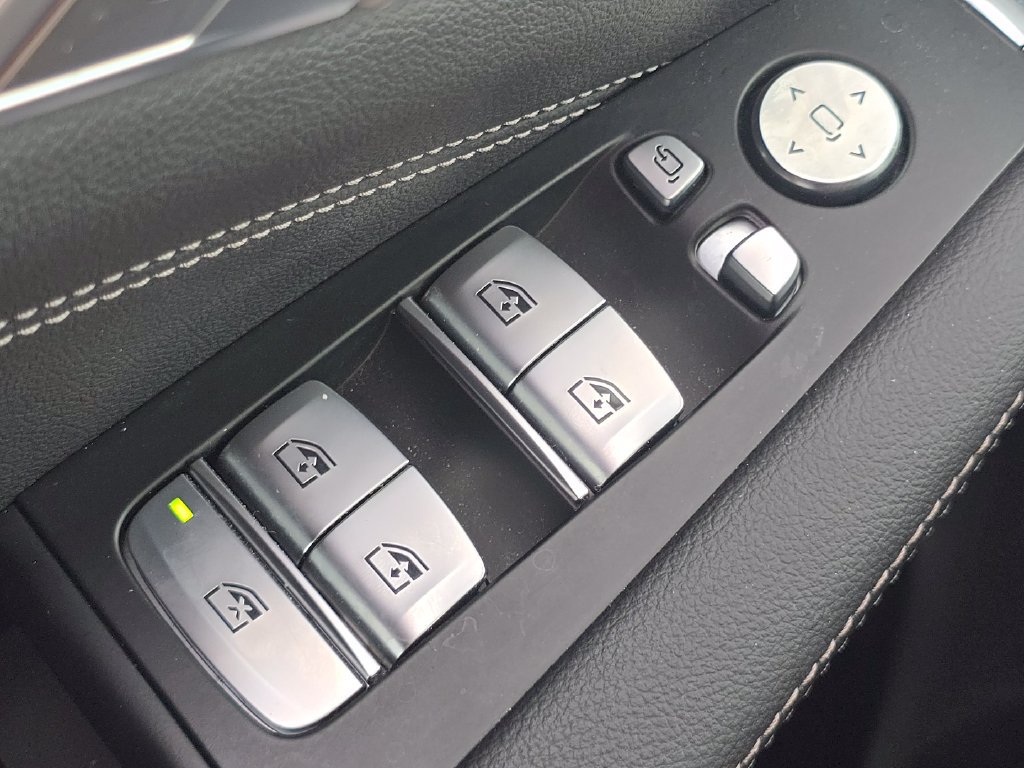 Used 2021 BMW X7 xDrive40i w/ Luxury Seating Package AWD/4WD image 29
