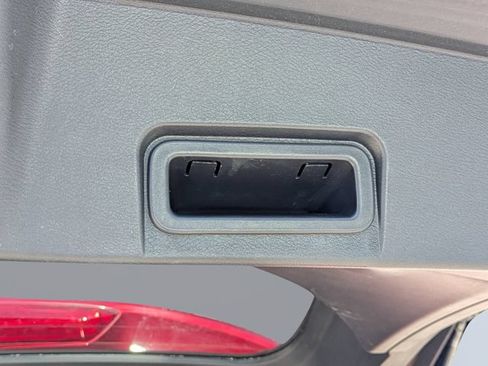 Used 2021 Nissan Rogue S FWD image 13