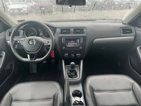 Used 2018 Volkswagen Jetta Wolfsburg Edition FWD image 15