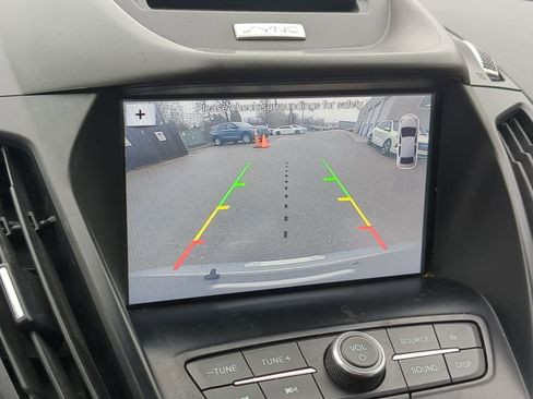 Used 2017 Ford Escape SE w/ Equipment Group 201A image 32