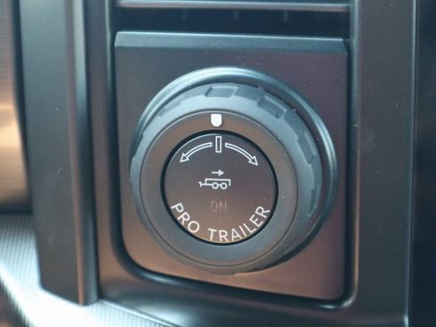 New 2025 Ford F150 Lariat w/ Equipment Group 501A Mid image 12