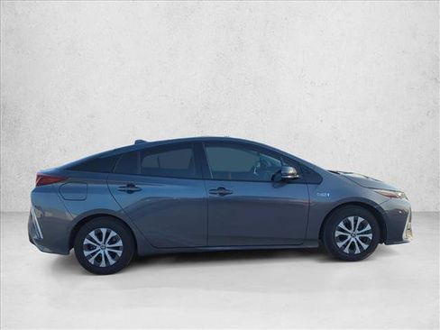 Certified 2020 Toyota Prius Prime Limited FWD image 4