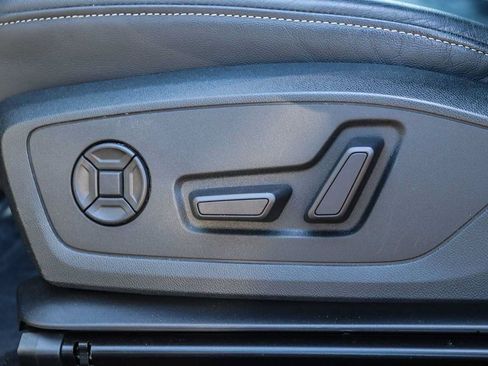 Used 2023 Audi Q4 e-tron Premium w/ Convenience Package RWD image 21
