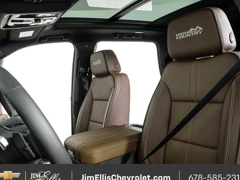 New 2026 Chevrolet Tahoe High Country w/ Sun And Tow Package AWD/4WD image 5