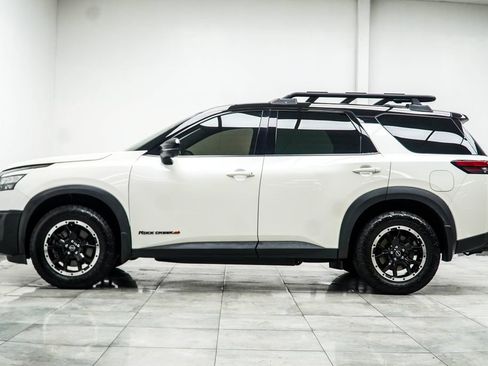 Used 2024 Nissan Pathfinder Rock Creek AWD/4WD image 9