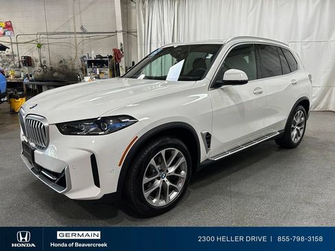 Used 2025 BMW X5 xDrive40i w/ Premium Package AWD/4WD image 4