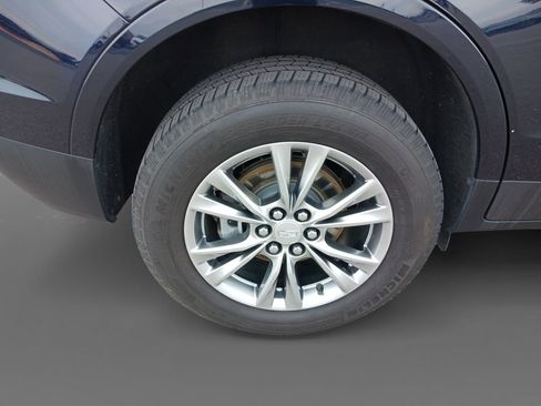 Used 2021 Cadillac XT5 Premium Luxury image 10