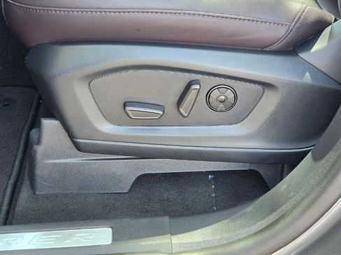 Certified 2026 Ford Explorer Platinum w/ LUX Leather Package AWD/4WD image 18