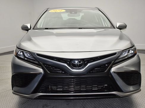 Used 2024 Toyota Camry XSE FWD image 2