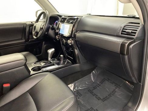 Certified 2022 Toyota 4Runner TRD Off-Road Premium image 35