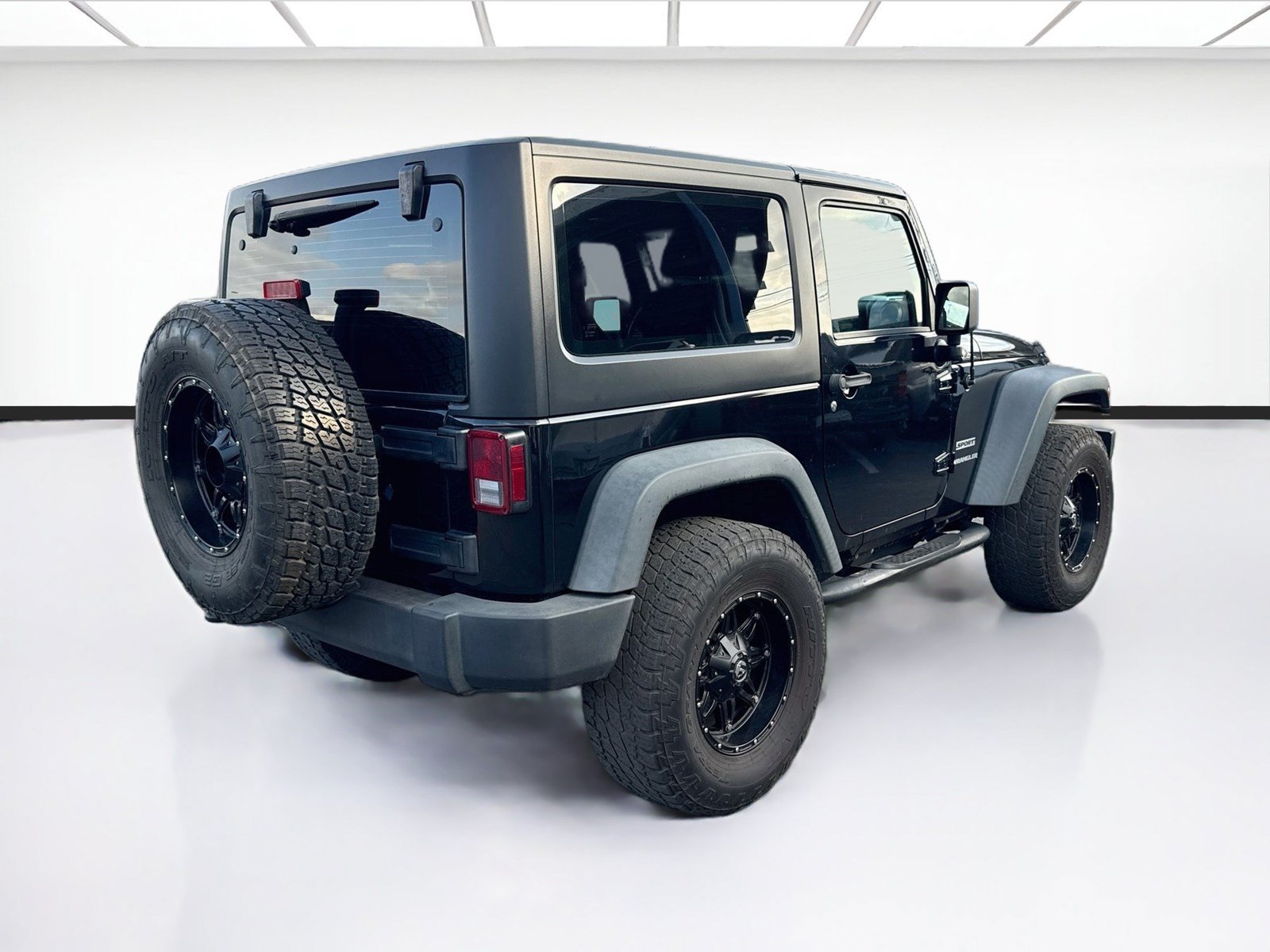 Used 2014 Jeep Wrangler Sport w/ Connectivity Group AWD/4WD image 4