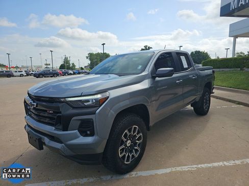 Used 2025 Chevrolet Colorado Z71 AWD/4WD image 11
