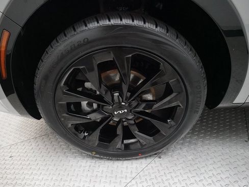 Certified 2023 Kia Sorento SX image 27