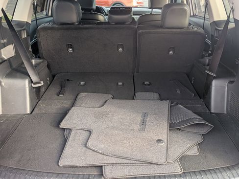 Used 2022 Kia Telluride LX image 34