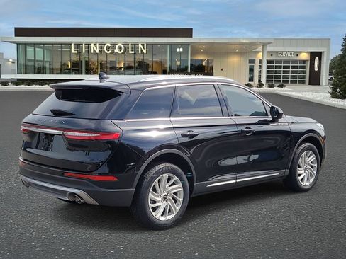 Certified 2022 Lincoln Corsair FWD image 4