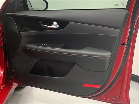 Used 2023 Kia Forte GT w/ GT2 Package image 23