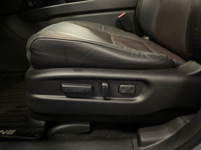 Certified 2024 Honda Ridgeline Black Edition image 12