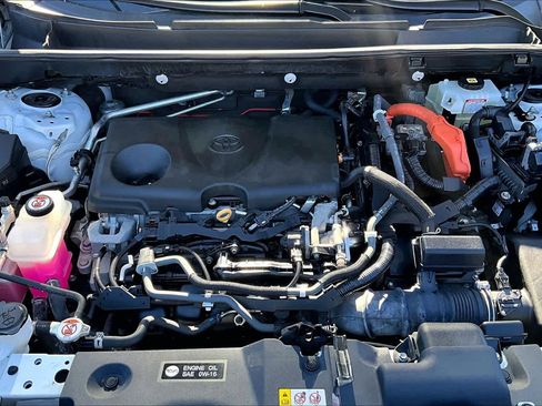 Used 2021 Toyota RAV4 Limited image 31