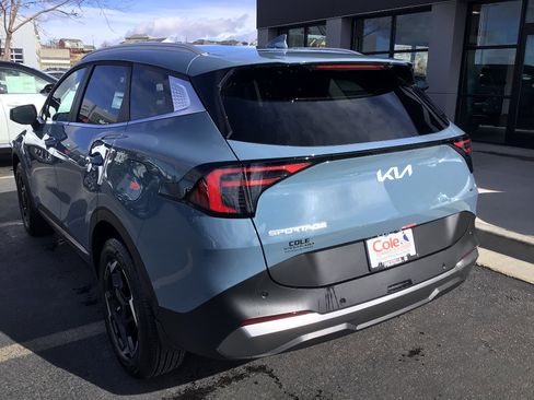 New 2026 Kia Sportage EX image 4