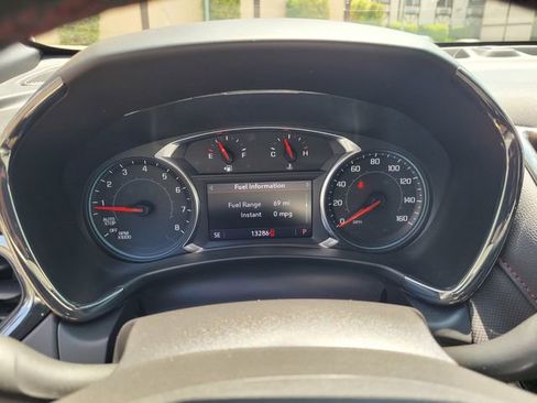 Used 2024 Chevrolet Equinox RS FWD image 25