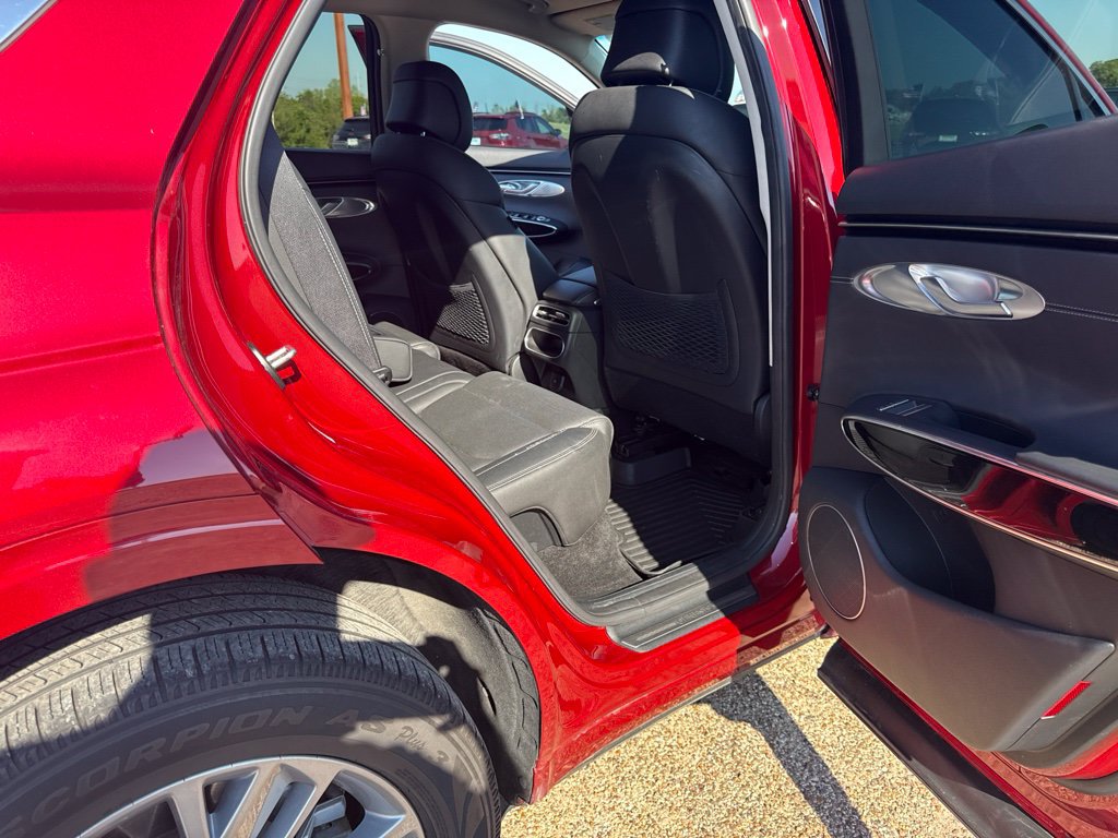 Used 2022 Genesis GV70 2.5T AWD/4WD image 16