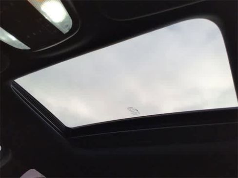 Used 2021 Dodge Durango SRT Hellcat w/ Technology Group image 19