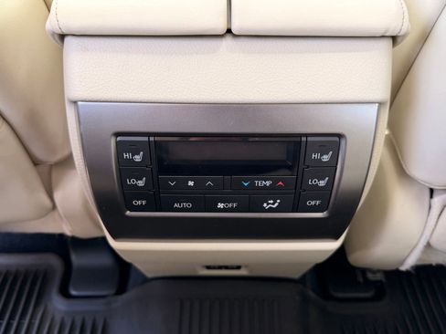 Used 2022 Lexus GX 460 Premium w/ Premium Package AWD/4WD image 16