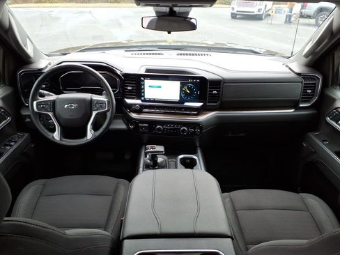 Used 2024 Chevrolet Silverado 1500 RST w/ Convenience Package II image 28