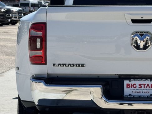 Used 2024 RAM 3500 Laramie image 12