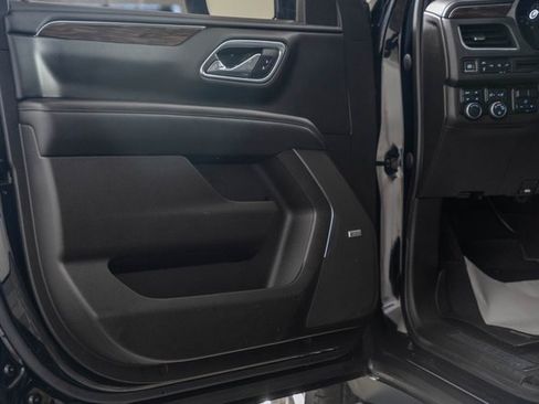 Used 2021 Chevrolet Tahoe LT w/ LT Signature Package image 44